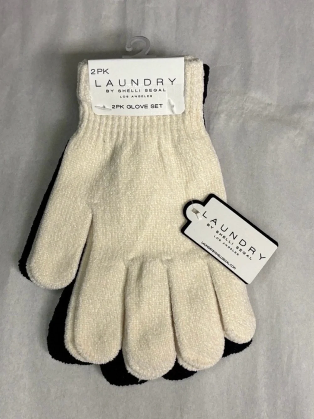 New Laundry Gloves 2 Pairs Set Women’s Black & Ivory Knit Casual Winter Outdoors